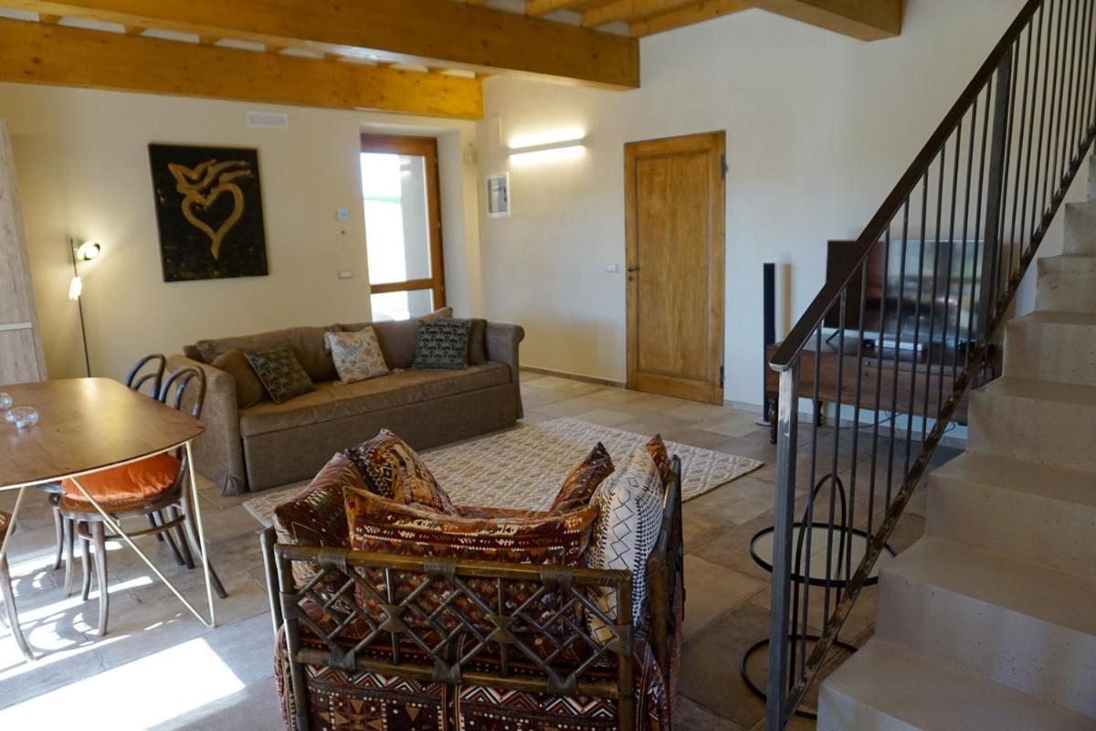 Agriturismo Cheloni Guasticce Luaran gambar
