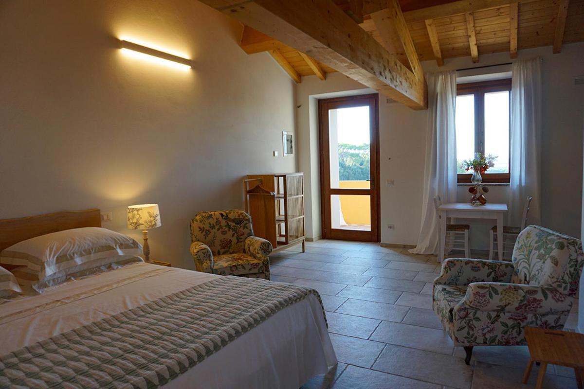 Agriturismo Cheloni Guasticce Luaran gambar