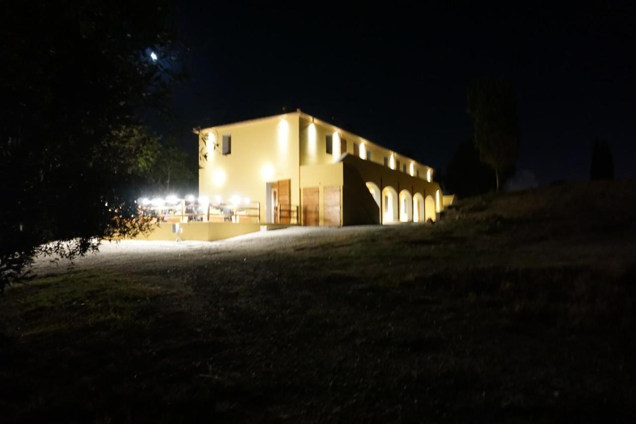 Agriturismo Cheloni Guasticce Luaran gambar